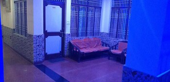 hotel royal taj