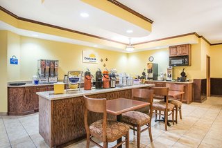 Days Inn By Wyndham Ellis,Ellis County>>Ellis,2 star