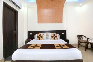 Js Regency Hotel,Oyo 9593 Hotel J S Regency Is Perfectly Located For Both Business And Leisure Guests In Amritsar. Of,2 star