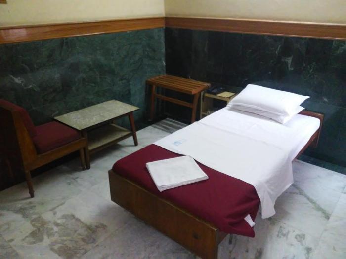 sarmani hotel