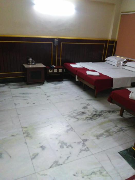 sarmani hotel