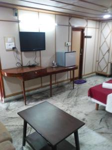 sarmani hotel