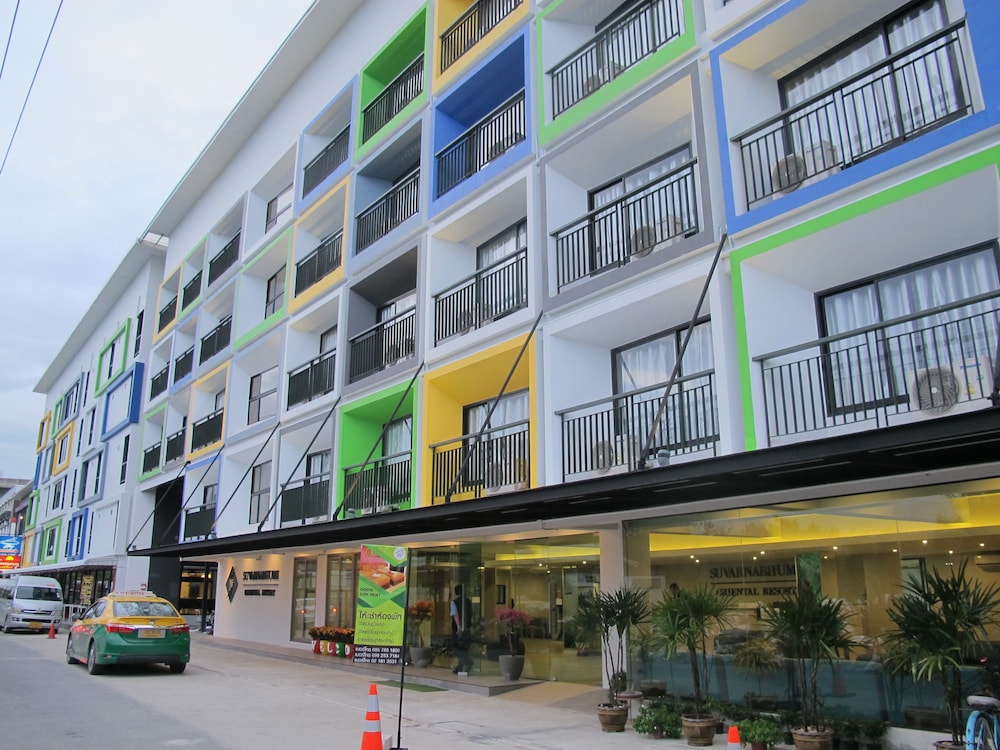 suvarnabhumi oriental resort