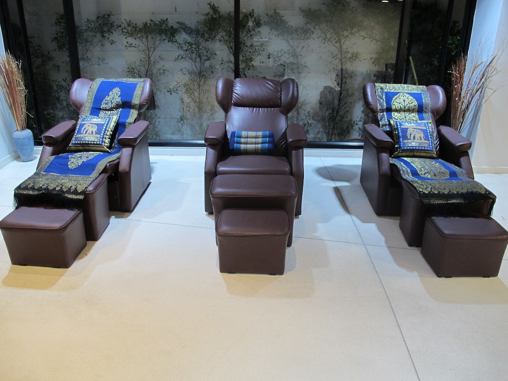 suvarnabhumi oriental resort