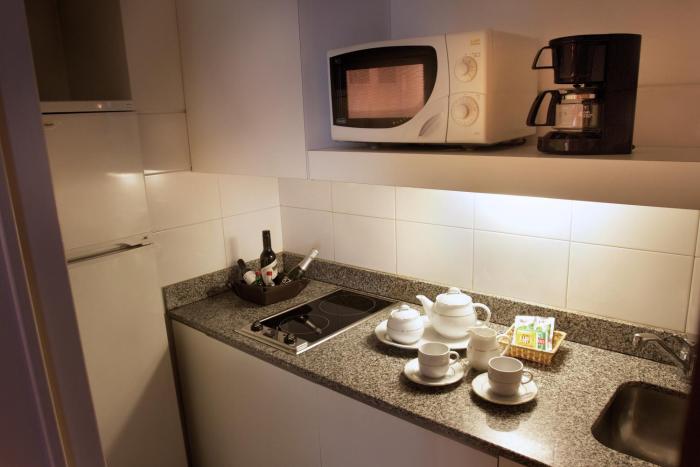 argenta tower hotel and suites