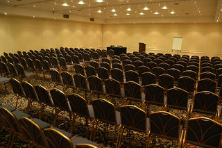 argenta tower hotel and suites