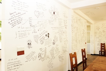 green hut hotel and restaurant