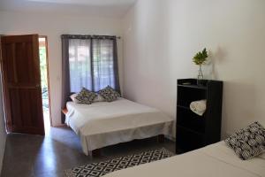 Cabinas Playa Surf Hostel,Santa Teresa,3 star