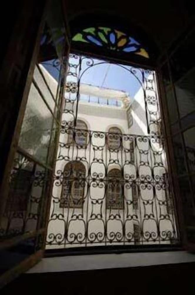 riad attarine