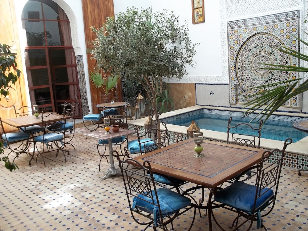 riad attarine