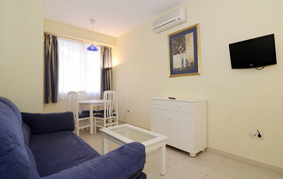 aparthotel pyr fuengirola
