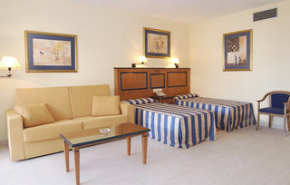 aparthotel pyr fuengirola