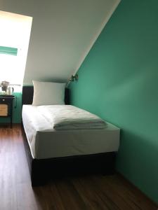 smarthotel mystique self check in