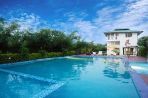 Corbett Treat Resort,Kotabagh>>Dhela,3 star