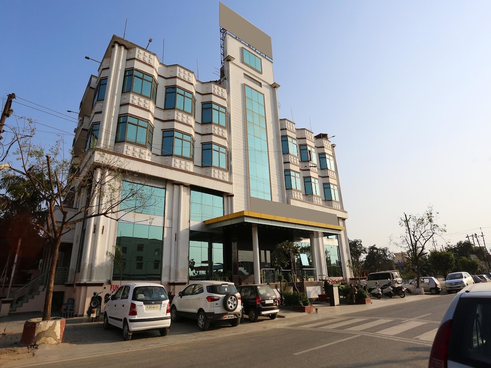 hotel krishna palace