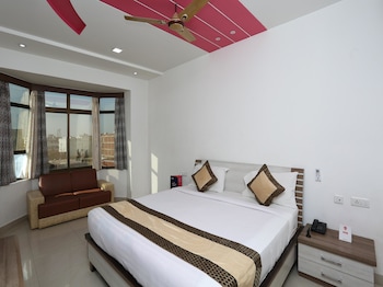 hotel krishna palace