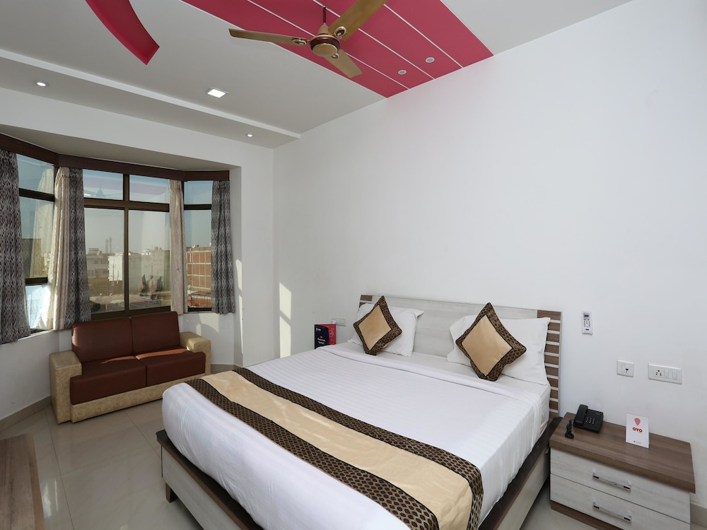 hotel krishna palace