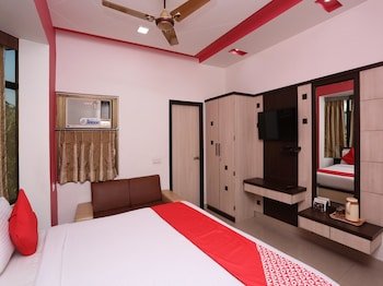 hotel krishna palace