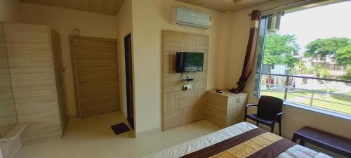 sanjog resort