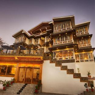 the yakha retreat and spa