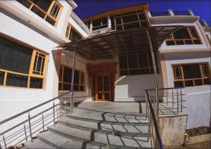 The Nun Kun Residency Kargil,Lower Tukcha Road,3 star