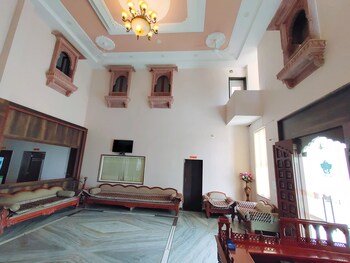 amar palace a heritage hotel