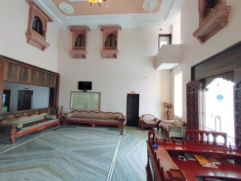 amar palace a heritage hotel
