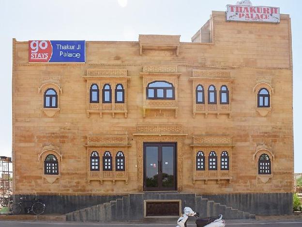 hotel thakur ji palace