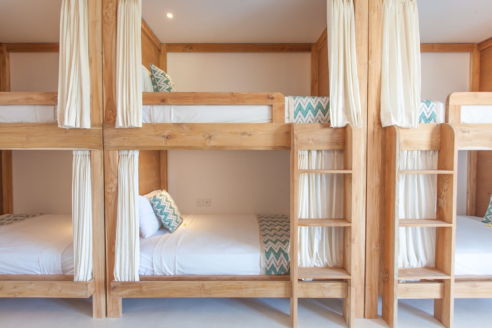 the green room canggu hostel