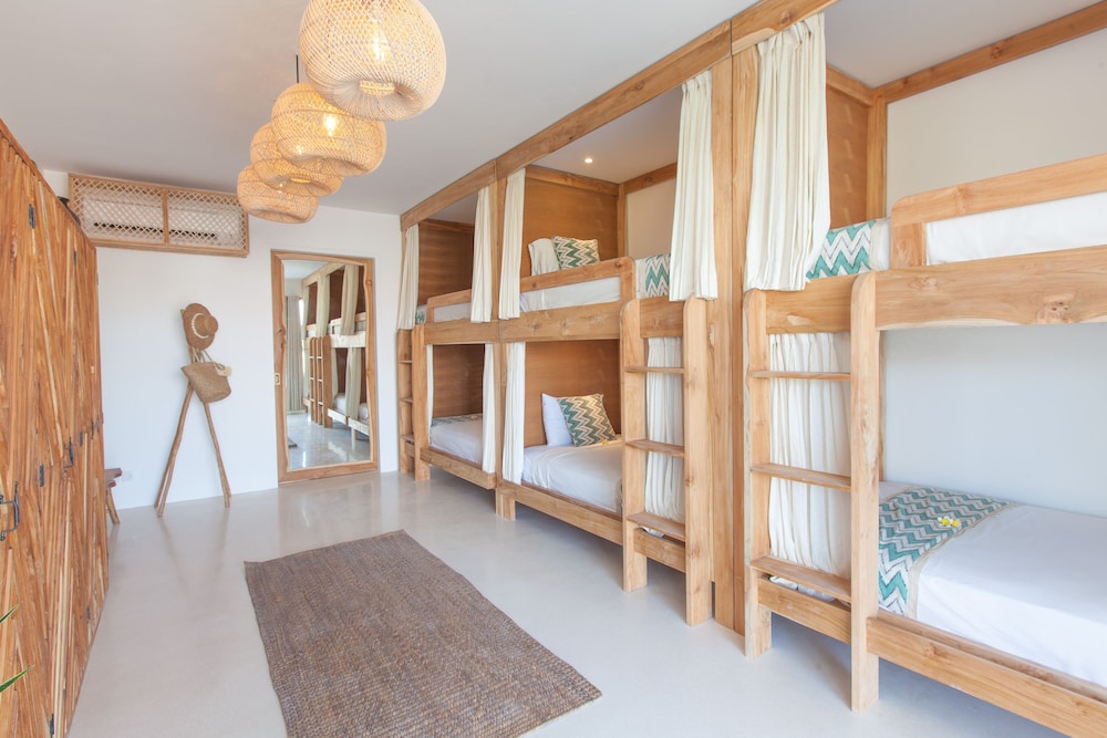 the green room canggu hostel