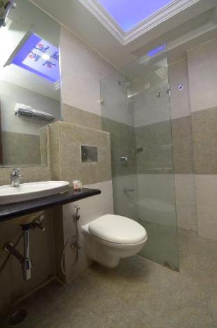 The Umed,Umaid Chowk,3 star