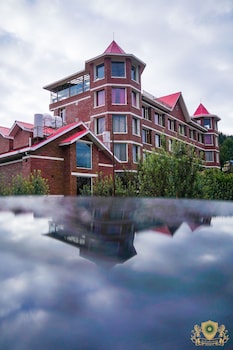 De Exotica Crest Resort And Spa,Bharari,4 star