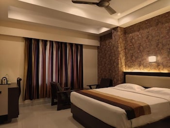hotel deepam