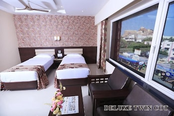 hotel deepam
