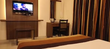 hotel deepam