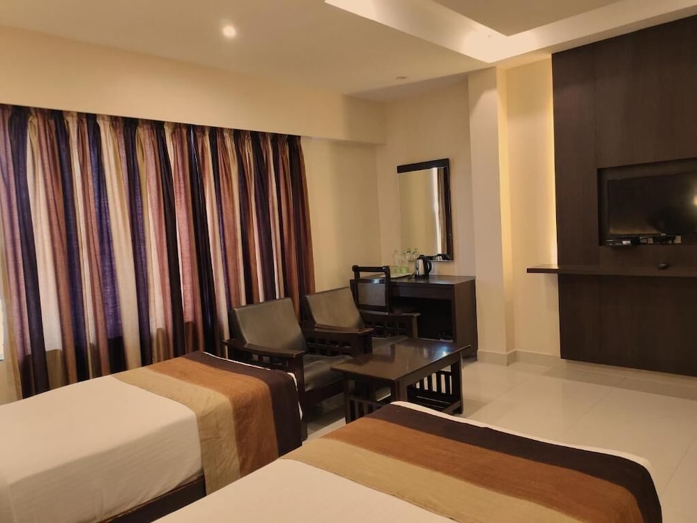 hotel deepam