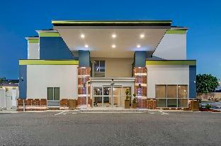 comfort inn and suites