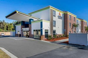 comfort inn and suites