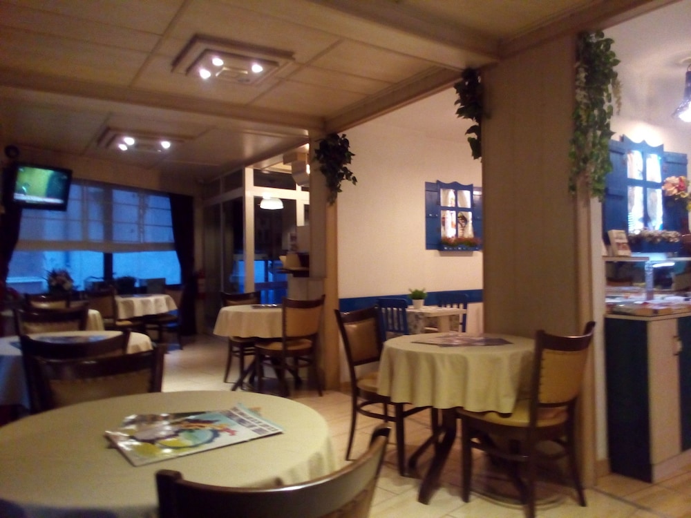 olimpiyat otel izmir