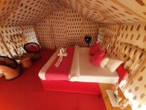 Desert Holiday Camp,Jaisalmer>>Desert National Park,3 star