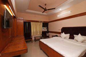 hotel natraj