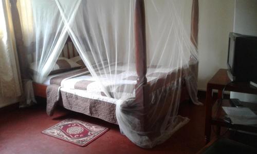 skyway hotel entebbe
