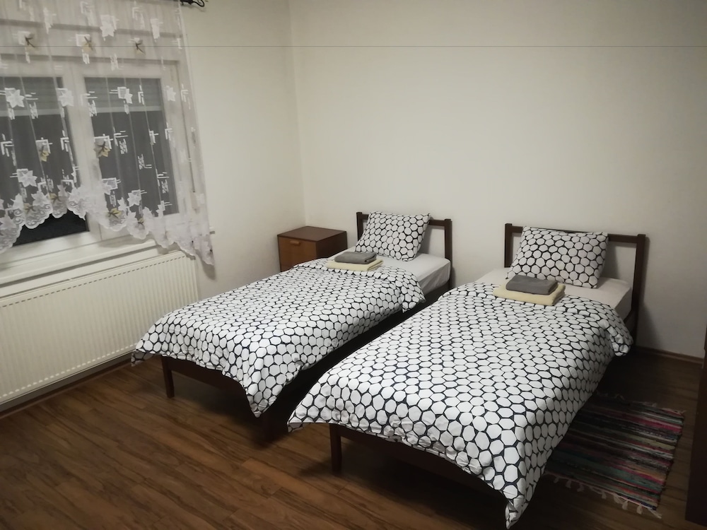 family guesthouse greenslo