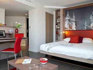 Cityo Appart Hotel Caen Centre (Ex-Adagio),In Caen (Caen City Centre),4 star