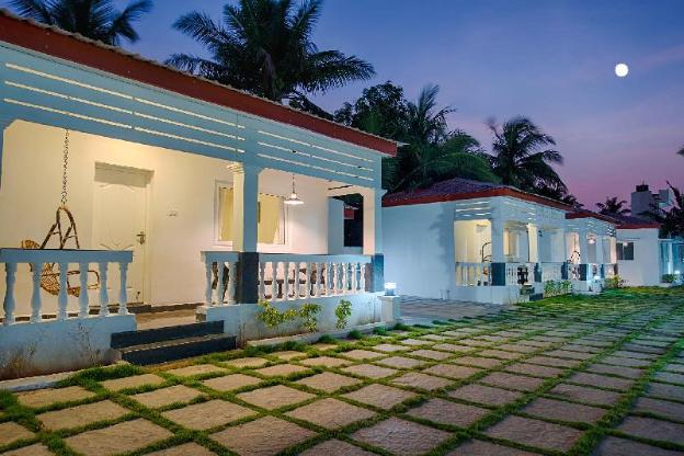 varuna inn banquets and resort