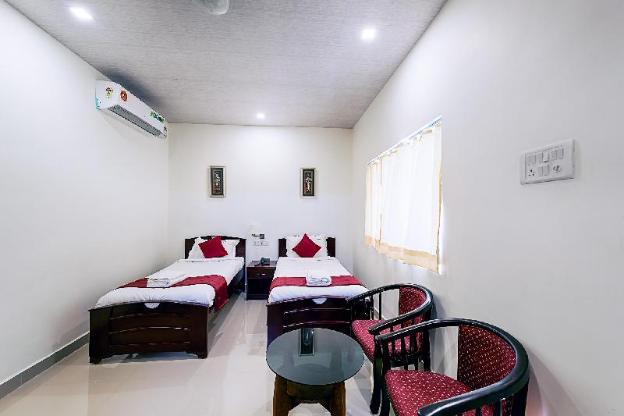 varuna inn banquets and resort