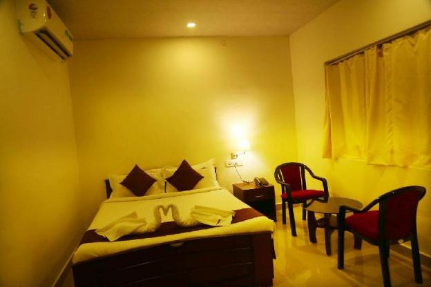 varuna inn banquets and resort