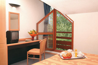 Noemys Viviers Du Lac,Annecy>>Aix-Les-Bains,2 star