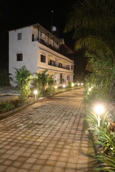 wanderlust resort
