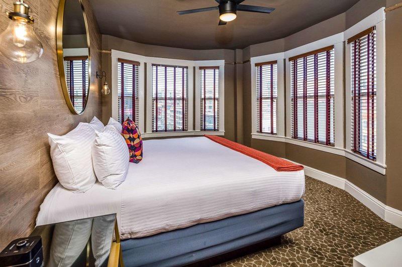 htl 587 an ascend hotel collection member